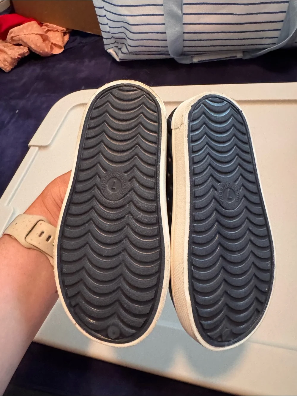 NWOT-Old Navy Kids Navy Slip-On Water Shoes-toddler sz 7